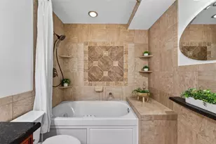 1102 Benjamin Franklin Dr, Sarasota, FL 34236 - Photo 31