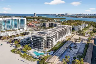 1102 Benjamin Franklin Dr, Sarasota, FL 34236 - Photo 27