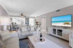 1801 Gulf Dr N, Bradenton Beach, FL 34217 - Photo 11