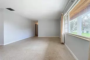 2877 Michigan St, Sarasota, FL 34237 - Photo 9