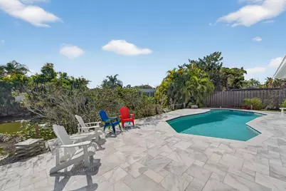 3326 Rowena Street, Sarasota, FL 34231 - Photo 25