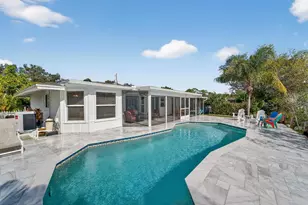 3326 Rowena St, Sarasota, FL 34231 - Photo 3