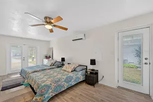 3326 Rowena St, Sarasota, FL 34231 - Photo 17