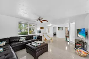 3326 Rowena St, Sarasota, FL 34231 - Photo 7