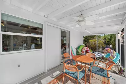 3326 Rowena Street, Sarasota, FL 34231 - Photo 23