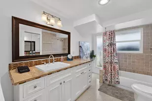 3326 Rowena St, Sarasota, FL 34231 - Photo 19