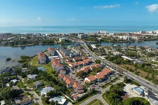 1624 Stickney Point Rd, Sarasota, FL 34231 - Photo 29