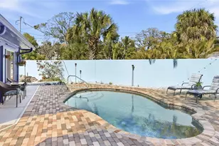 1939 High Point Dr, Sarasota, FL 34236 - Photo 43