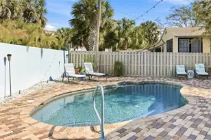 1939 High Point Dr, Sarasota, FL 34236 - Photo 41