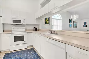 6228 Country Club Way, Sarasota, FL 34243 - Photo 13