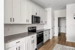 2854 89th St Cir E, Palmetto, FL 34221 - Photo 11