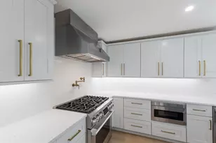 510 Putter Ln, Longboat Key, FL 34228 - Photo 43