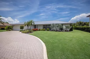 510 Putter Ln, Longboat Key, FL 34228 - Photo 29