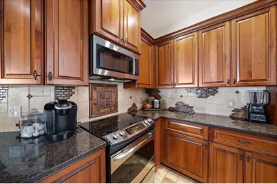 5624 Aaron Court, Sarasota, FL 34232 - Photo 9