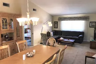 6028 Oak Creek Ln, Bradenton, FL 34210 - Photo 9