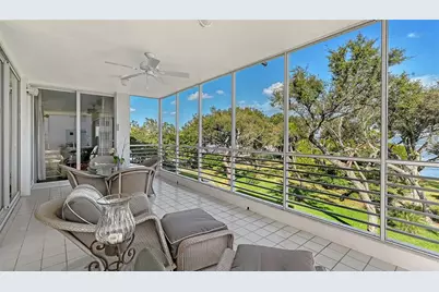 2550 Harbourside Drive #324, Longboat Key, FL 34228 - Photo 15