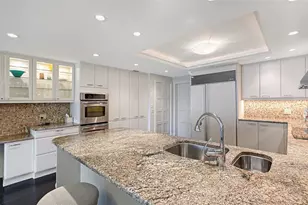 2550 Harbourside Dr, Longboat Key, FL 34228 - Photo 21