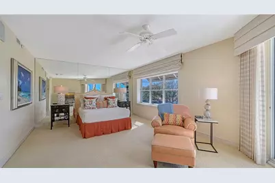 2550 Harbourside Drive #324, Longboat Key, FL 34228 - Photo 35