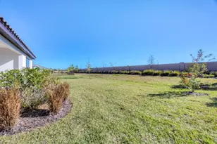 11328 Trivio Ter, Palmetto, FL 34221 - Photo 29