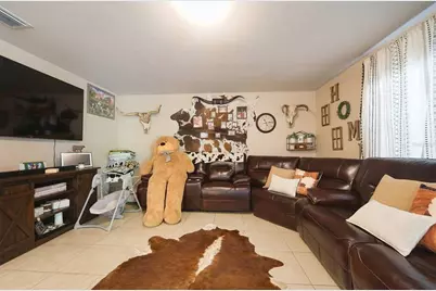 8015 Sandalwood Circle, Labelle, FL 33935 - Photo 11