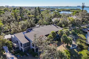 1607 Boathouse Cir, Sarasota, FL 34231 - Photo 27