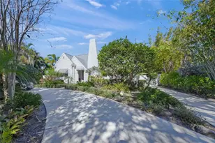 1917 Bahia Vista St, Sarasota, FL 34239 - Photo 1