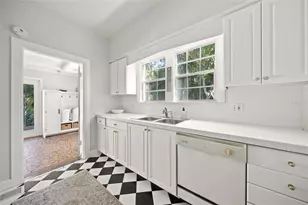 1917 Bahia Vista St, Sarasota, FL 34239 - Photo 15