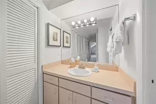 1917 Bahia Vista St, Sarasota, FL 34239 - Photo 25