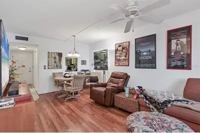 1310 Glen Oaks Drive E #285E, Sarasota, FL 34232 - Photo 17