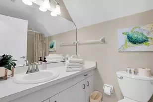 6250 Holmes Blvd, Holmes Beach, FL 34217 - Photo 21