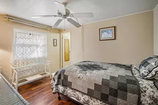 5619 Bayshore Rd, Palmetto, FL 34221 - Photo 17