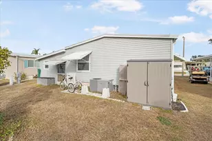 5619 Bayshore Rd, Palmetto, FL 34221 - Photo 5