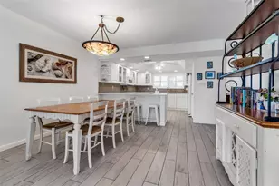 6342 Midnight Pass Rd, Sarasota, FL 34242 - Photo 11