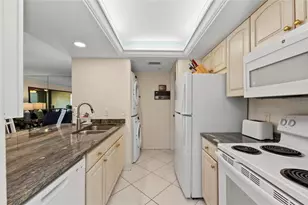 6342 Midnight Pass Rd, Sarasota, FL 34242 - Photo 11