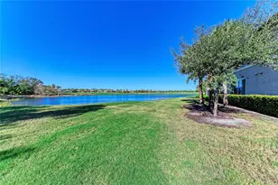 5940 Wake Forest Run, Bradenton, FL 34211 - Photo 9