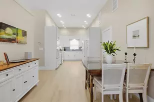 8632 Dunmore Dr, Sarasota, FL 34231 - Photo 15