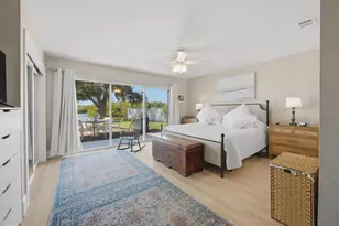 8632 Dunmore Dr, Sarasota, FL 34231 - Photo 19