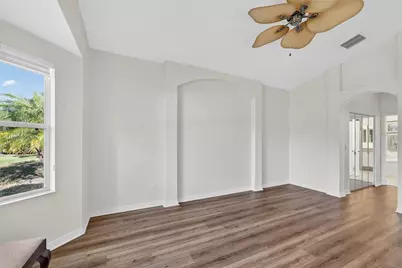 6502 42nd Street E, Sarasota, FL 34243 - Photo 15