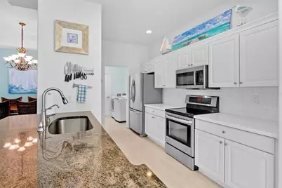 4894 Sabal Lake Circle, Sarasota, FL 34238 - Photo 11