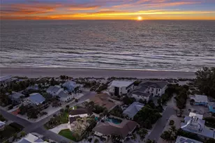 106 49th St, Holmes Beach, FL 34217 - Photo 87