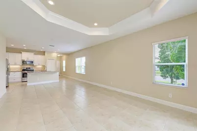 12758 Coastal Breeze Way, Lakewood Ranch, FL 34211 - Photo 7