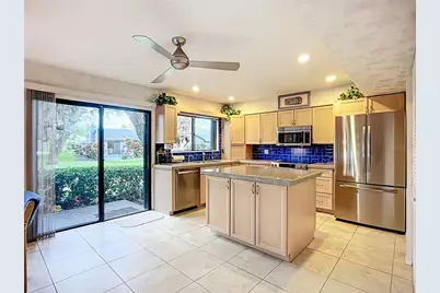 4683 Oak Hollow Drive #3, Sarasota, FL 34241 - Photo 11