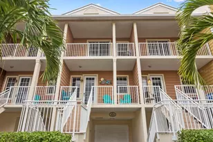 464 Bahia Beach Blvd, Ruskin, FL 33570 - Photo 1