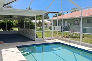 441 Rubens Dr E, Nokomis, FL 34275 - Photo 3