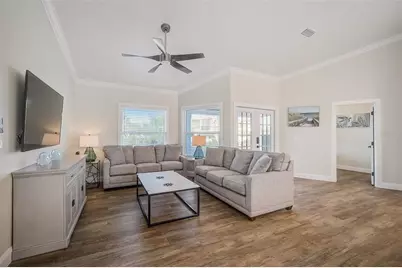 5708 Holmes Boulevard, Holmes Beach, FL 34217 - Photo 13