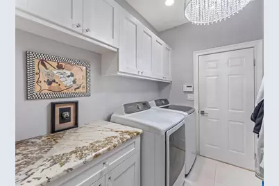 8687 Woodbriar Drive, Sarasota, FL 34238 - Photo 35