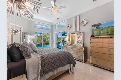 8687 Woodbriar Drive, Sarasota, FL 34238 - Photo 15