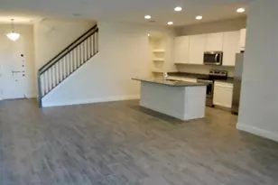 11634 Cambium Crown Dr, Riverview, FL 33569 - Photo 7