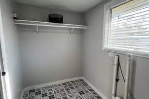 425 Palmetto Dr, Venice, FL 34293 - Photo 7