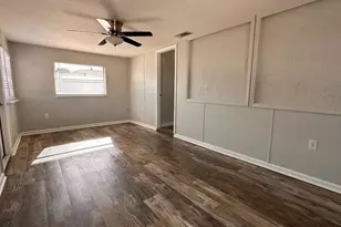 425 Palmetto Dr, Venice, FL 34293 - Photo 19